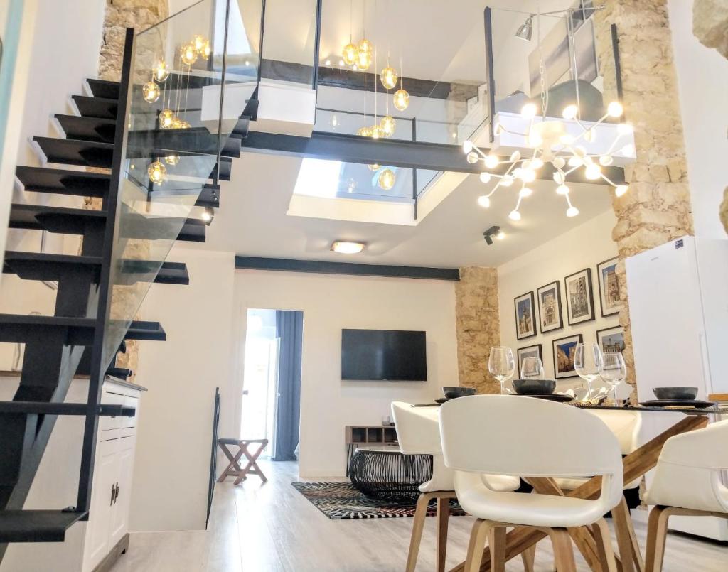 LUXURY New Loft CITY CENTRE & Castle (Alicante) 