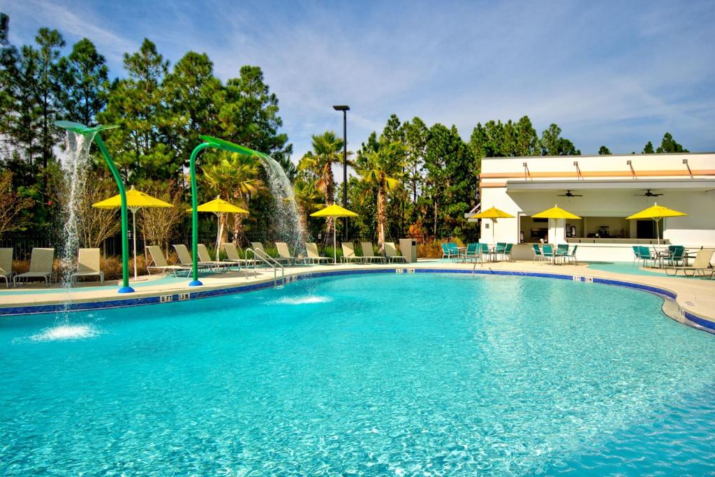 Fairfield by Marriott Inn & Suites Orlando at FLAMINGO CROSSINGS® Town Center