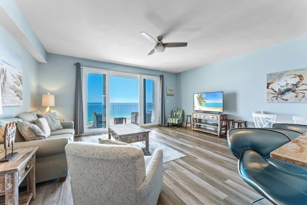 Beautiful Panama City Beach Condo- Ocean View!