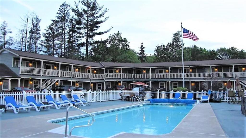 Mt. Madison Inn & Suites